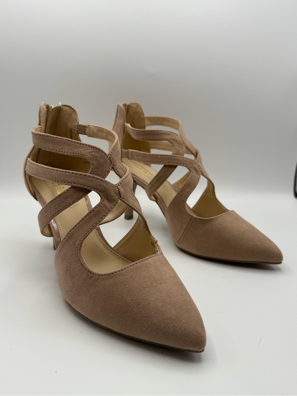 Liz Claiborne Helen Taupe Strappy Pointed Toe Heels Women’s Size 7.5 Wide